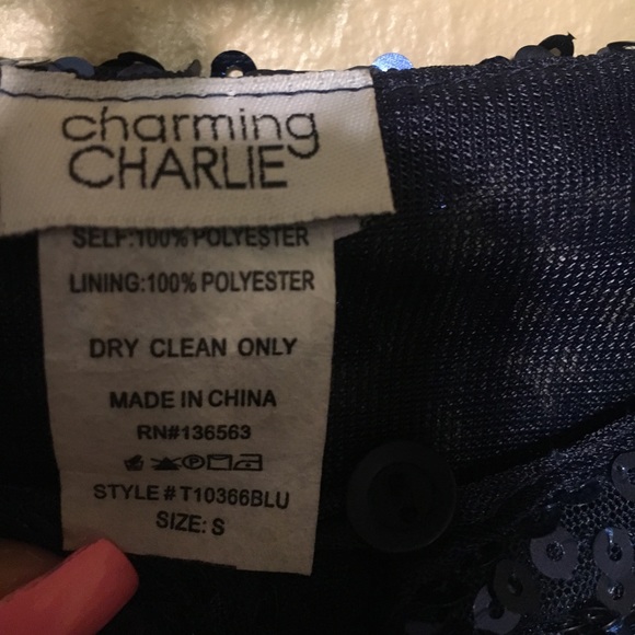 Top - Picture 2 of 3